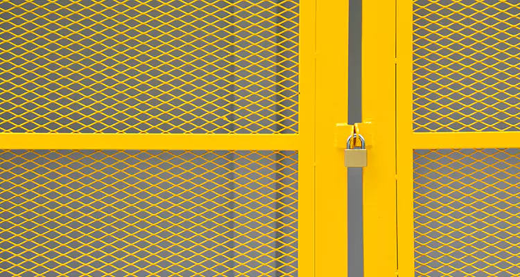 Steel Mesh Screen Door Repair in Town 'n' Country, FL