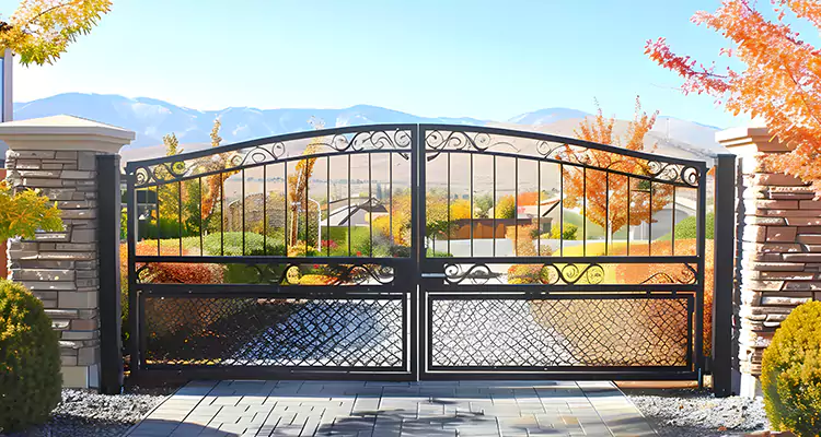 Automatic Gate Repair Cost in Town 'n' Country, FL