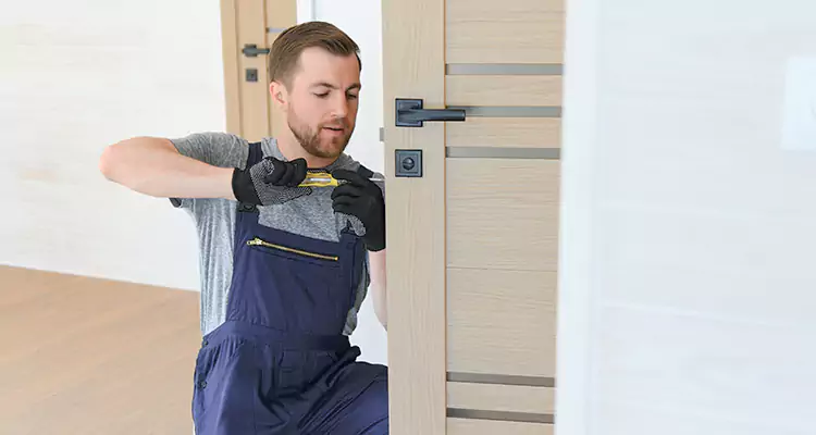 Double Glazed Door Handle Replacement in Town 'n' Country, FL