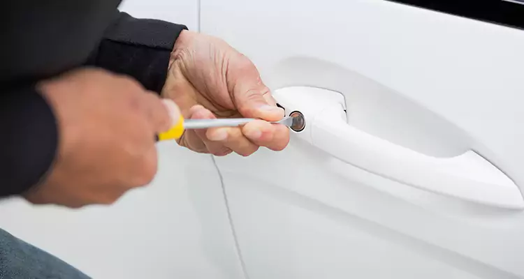 Door Knob Repair Plate in Town 'n' Country, FL