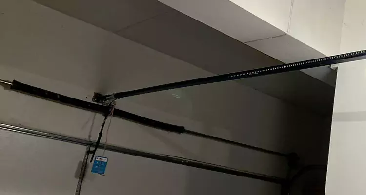 Garage Door Spring Removal in Town 'n' Country, FL