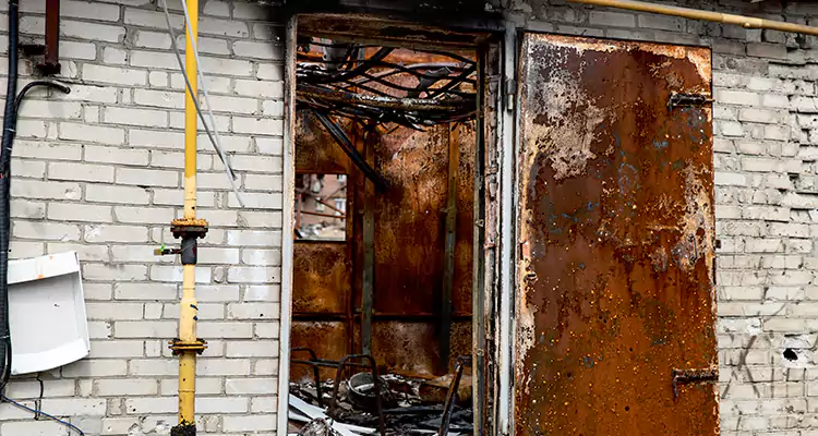 Metal Door Rust Repair in Town 'n' Country, FL