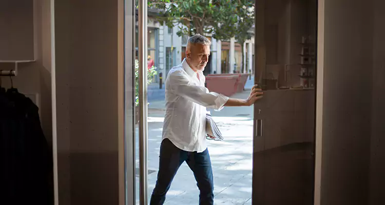 Track Cleaning and Repair for Stuck Doors in Town 'n' Country, FL