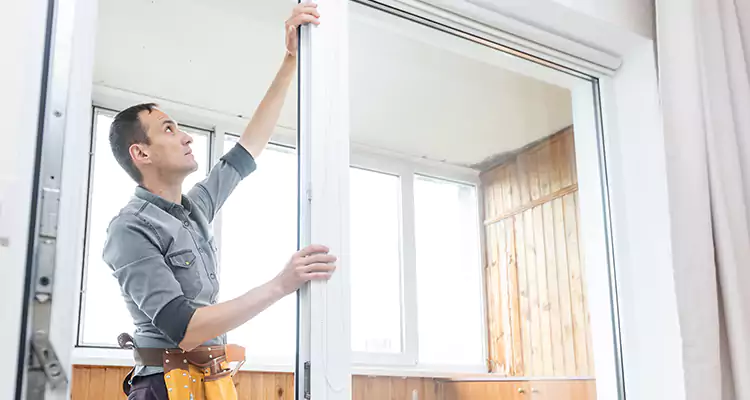 Sliding Glass Door Jamb Repair in Town 'n' Country, FL