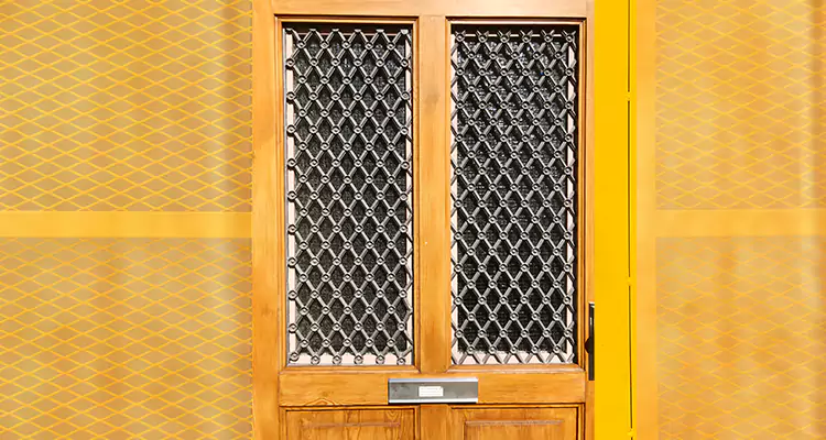 Sliding Pet Screen Door Replacement in Town 'n' Country, FL